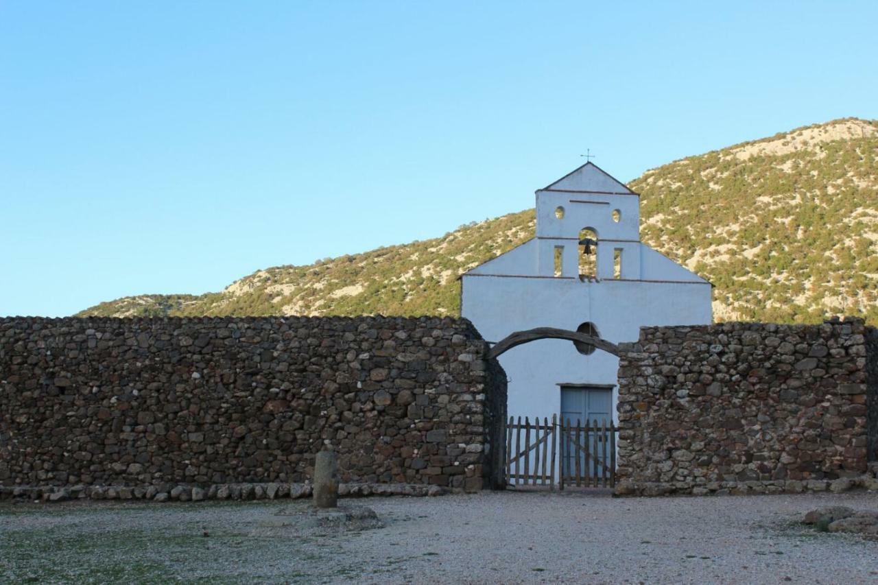 Su Campanile Ξενοδοχείο Baunei Εξωτερικό φωτογραφία